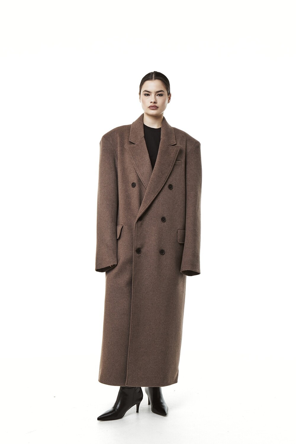 Insulated grandfather's coat in tobacco color